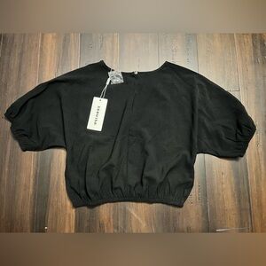 NWT 3/4 Puff Sleeve Oversized Crop Top